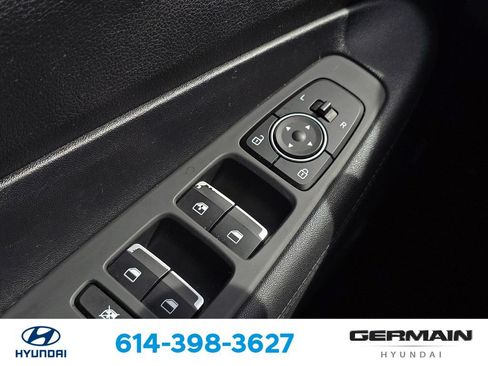 Used 2019 Hyundai Santa Fe SE AWD/4WD image 26