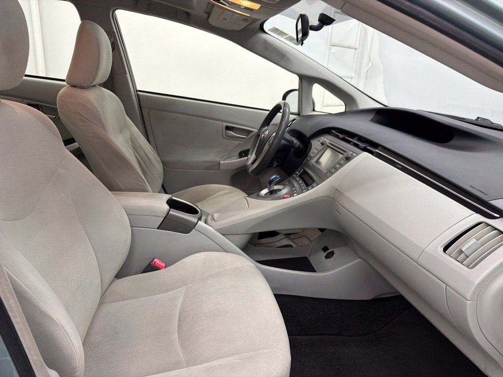 Used 2012 Toyota Prius Three w/ Solar Roof Pkg FWD image 30