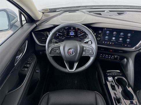 Used 2023 Buick Envision Essence image 21