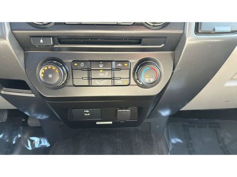 Used 2018 Ford F150 XLT AWD/4WD image 14