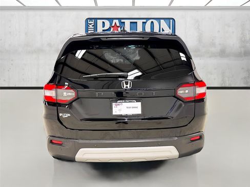 Used 2025 Honda Pilot EX-L image 6