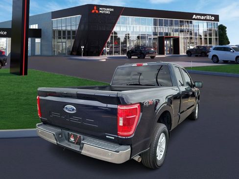 Used 2022 Ford F150 XLT image 3