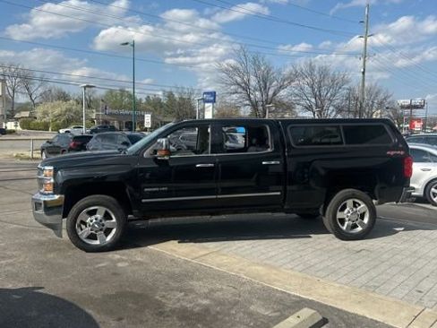 Used 2016 Chevrolet Silverado 2500 LTZ w/ Duramax Plus Package image 11