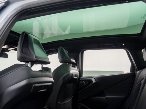 Certified 2025 BMW X3 xDrive30i w/ Premium Package image 19