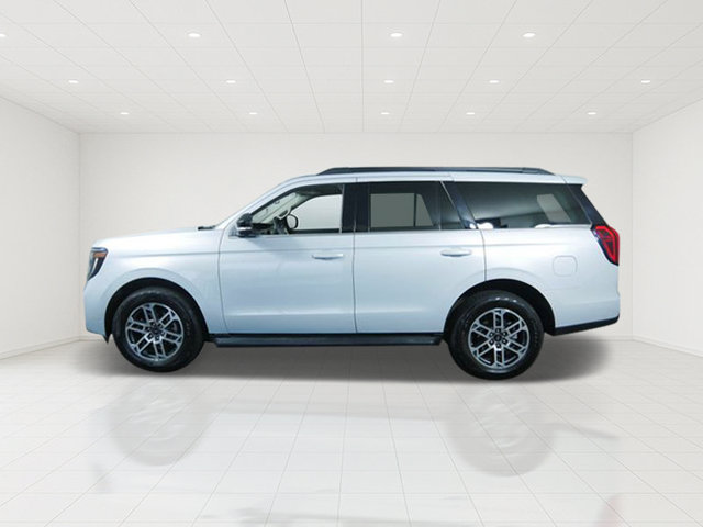 Certified 2025 Ford Expedition Active AWD/4WD image 5