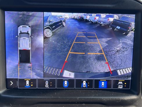 Used 2022 Chevrolet Silverado 2500 LTZ w/ LTZ Plus Package image 12