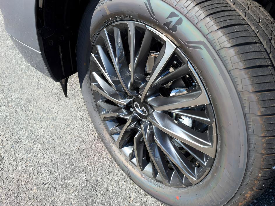 New 2027 INFINITI QX80 Autograph AWD/4WD image 8