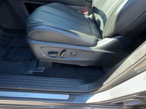 Used 2024 INFINITI QX60 Luxe w/ Performance Audio Package image 14