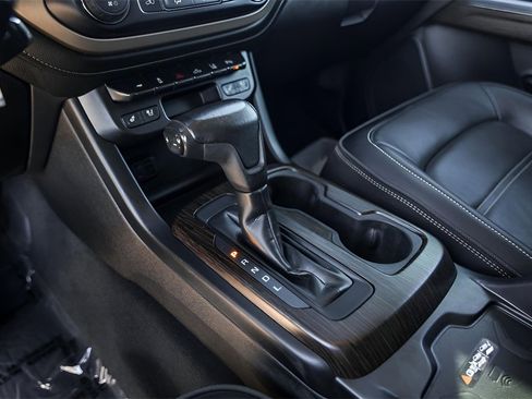 Used 2020 GMC Canyon Denali image 23