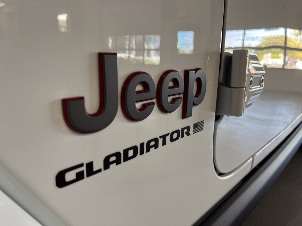 New 2027 Jeep Gladiator Rubicon AWD/4WD image 16