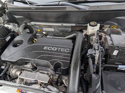 Used 2022 Chevrolet Equinox LS w/ LS Convenience Package image 31