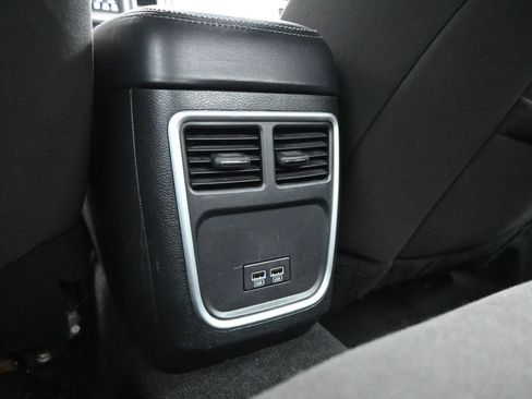 Used 2022 Dodge Charger SXT image 17