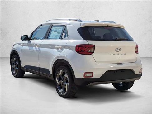New 2026 Hyundai Venue SEL image 9