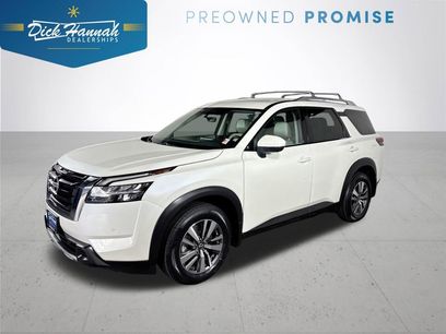 Used 2023 Nissan Pathfinder SL