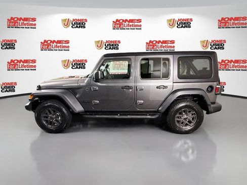 Used 2024 Jeep Wrangler Unlimited Sport AWD/4WD image 13