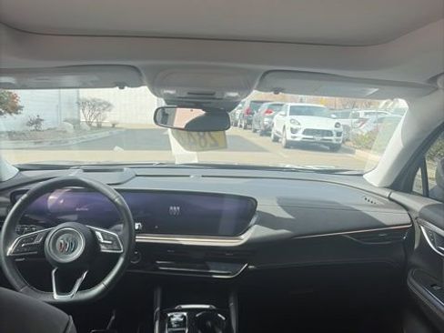 Used 2024 Buick Envision Sport Touring image 18