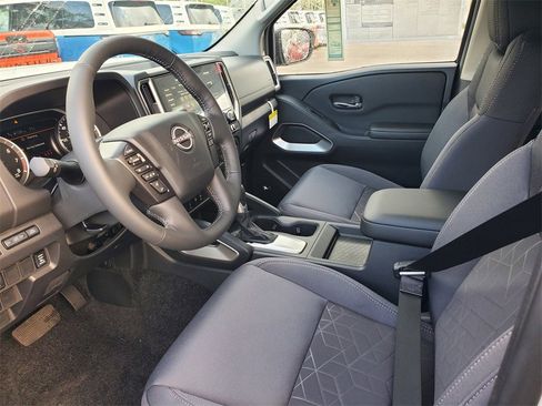 New 2025 Nissan Frontier SV w/ SV Convenience Package image 7