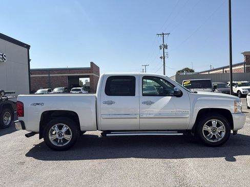 Used 2012 Chevrolet Silverado 1500 LTZ w/ LTZ White Diamond Edition AWD/4WD image 5