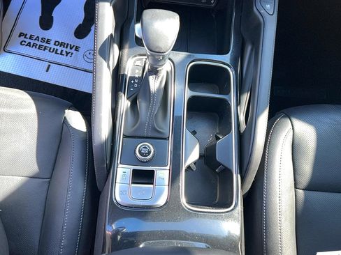 Used 2023 Kia Telluride EX w/ EX Captain's Chair Package image 20