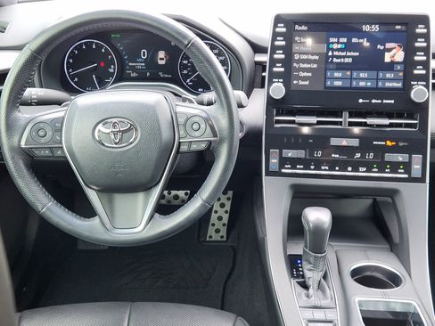 Used 2020 Toyota Avalon XSE image 28
