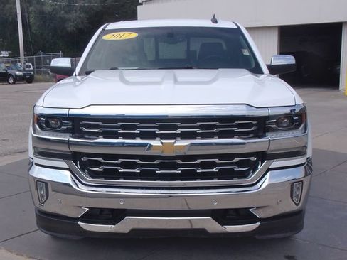 Used 2017 Chevrolet Silverado 1500 LTZ w/ LTZ Plus Package AWD/4WD image 18
