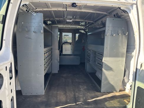 Used 2013 Ford E-250 and Econoline 250 E-250 w/ PWR Group image 17