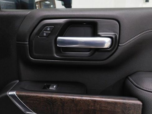 Used 2022 GMC Sierra 3500 Denali w/ Technology Package image 91