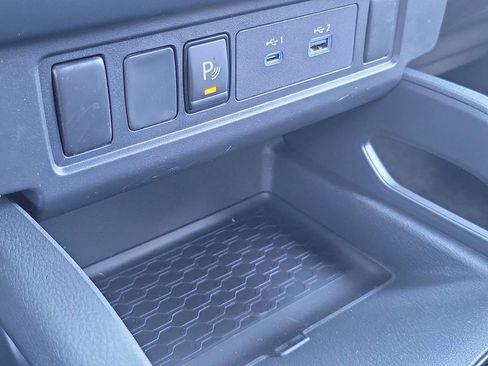 New 2026 Nissan Frontier SV w/ Tow Package image 8