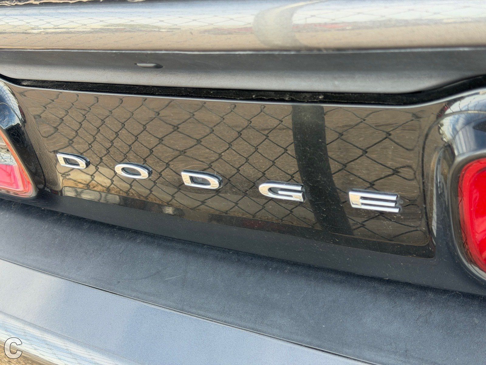 Used 2020 Dodge Challenger SXT RWD image 7