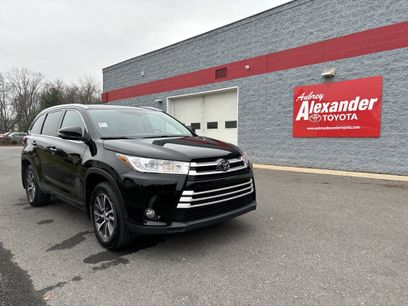 Used 2017 Toyota Highlander XLE