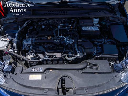 Used 2025 Toyota Corolla LE FWD image 5
