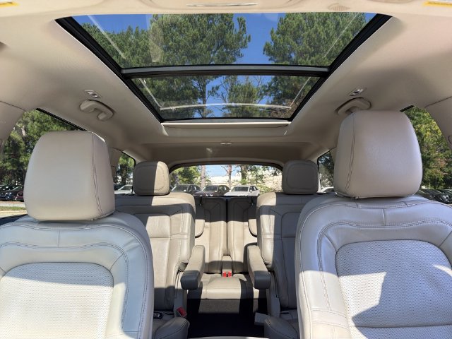 Used 2022 Lincoln Aviator Reserve w/ Elements Package Plus RWD image 22