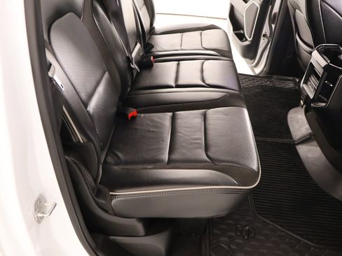 Used 2023 RAM 1500 Laramie AWD/4WD image 15