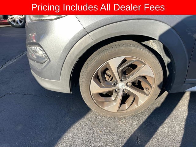 Used 2018 Hyundai Tucson Value w/ Cargo Package FWD image 2