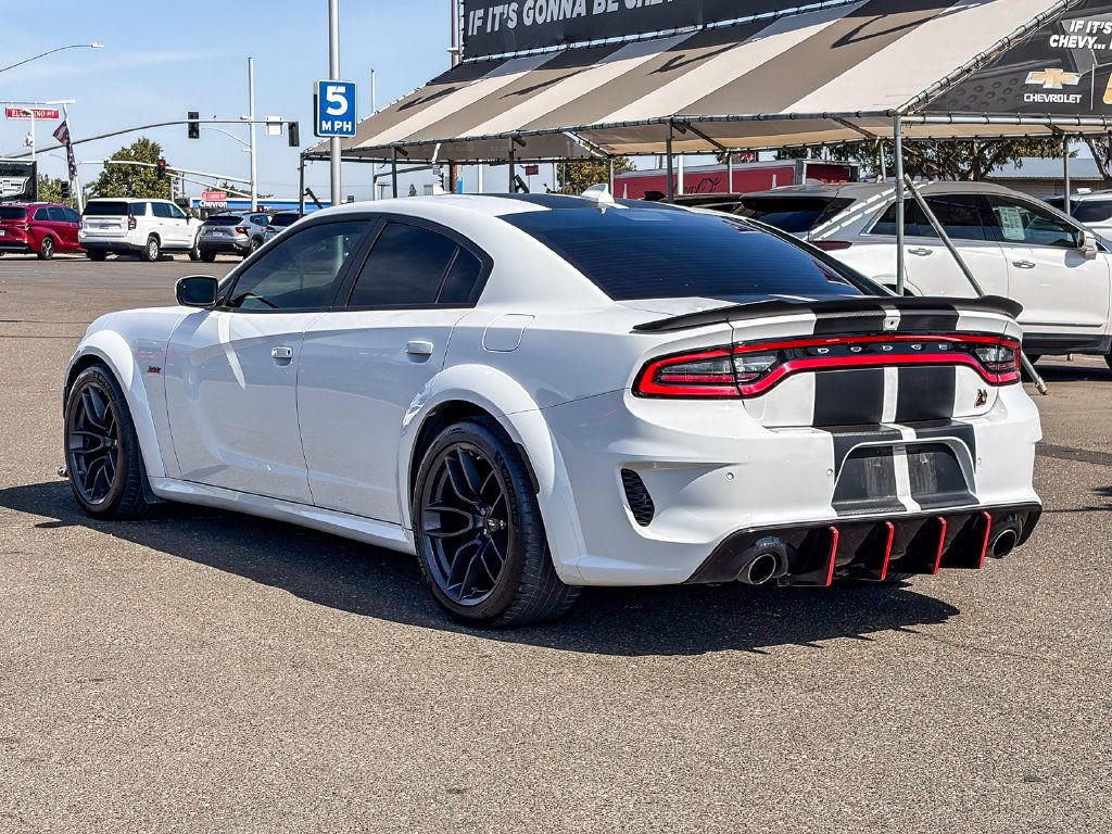 Used 2022 Dodge Charger Scat Pack RWD image 2