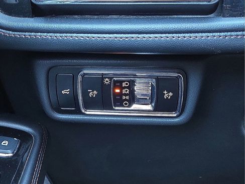 Used 2024 Lincoln Aviator Reserve image 25