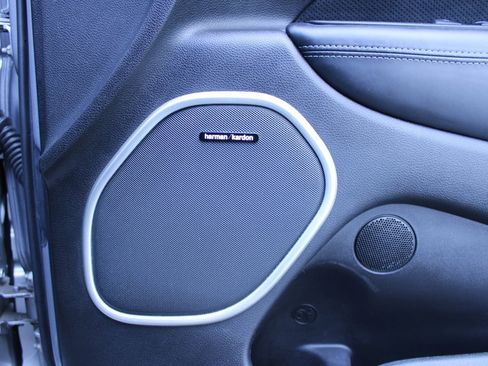 Used 2021 Jeep Grand Cherokee SRT image 25