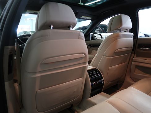 Used 2015 BMW 740i RWD image 32