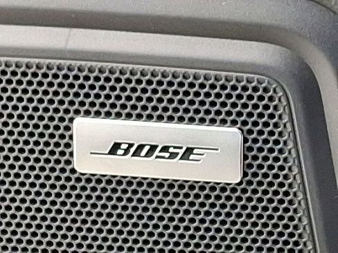 Used 2025 Porsche Macan image 26