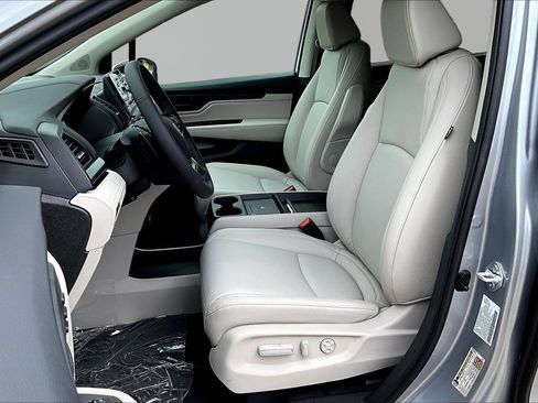 New 2026 Honda Odyssey EX-L image 17