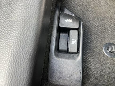 Used 2024 Toyota Corolla LE image 44