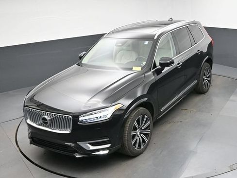 Used 2023 Volvo XC90 B6 Plus w/ Protection Package AWD/4WD image 45