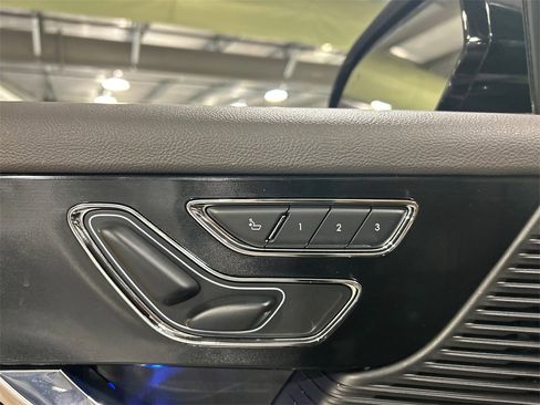 Certified 2022 Lincoln Corsair AWD w/ Premium Package image 22