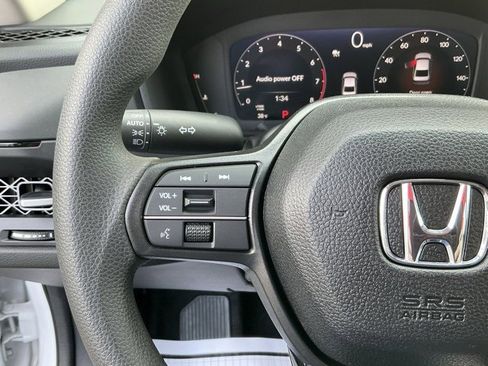 Used 2025 Honda Accord SE image 26