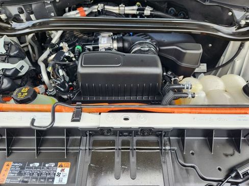 Used 2021 Ford Explorer Limited w/ Hybrid Equipment Group 310A AWD/4WD image 32