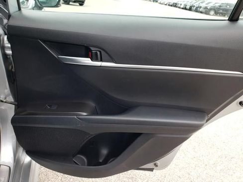 Used 2024 Toyota Camry SE FWD image 16