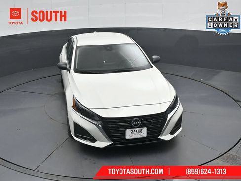 Used 2025 Nissan Altima 2.5 SV FWD image 45