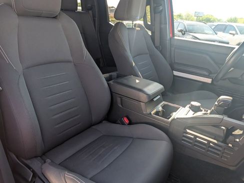 Used 2024 Toyota Tacoma TRD Off-Road image 12