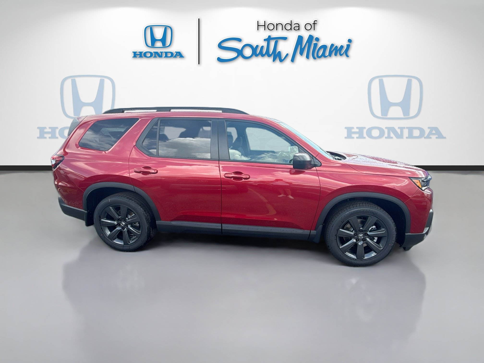 New 2026 Honda Pilot Sport image 8