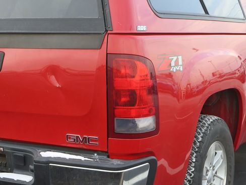 Used 2013 GMC Sierra 1500 SLE w/ Power Tech Package image 9